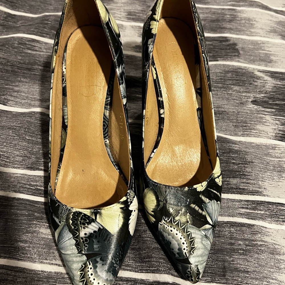 Butterfly 🦋 Print Women's Pumps